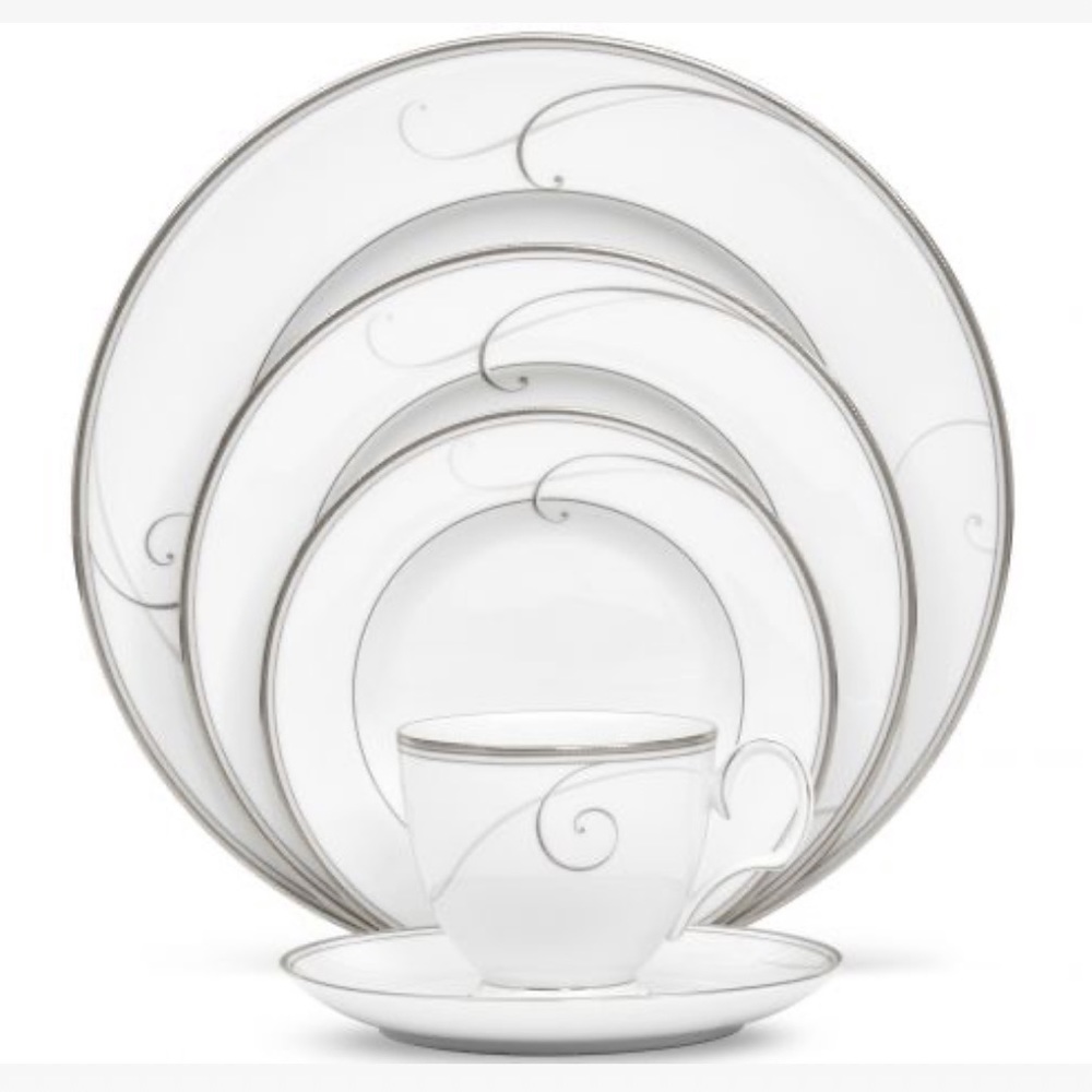 Noritake Platinum Wave 12 Place Settings